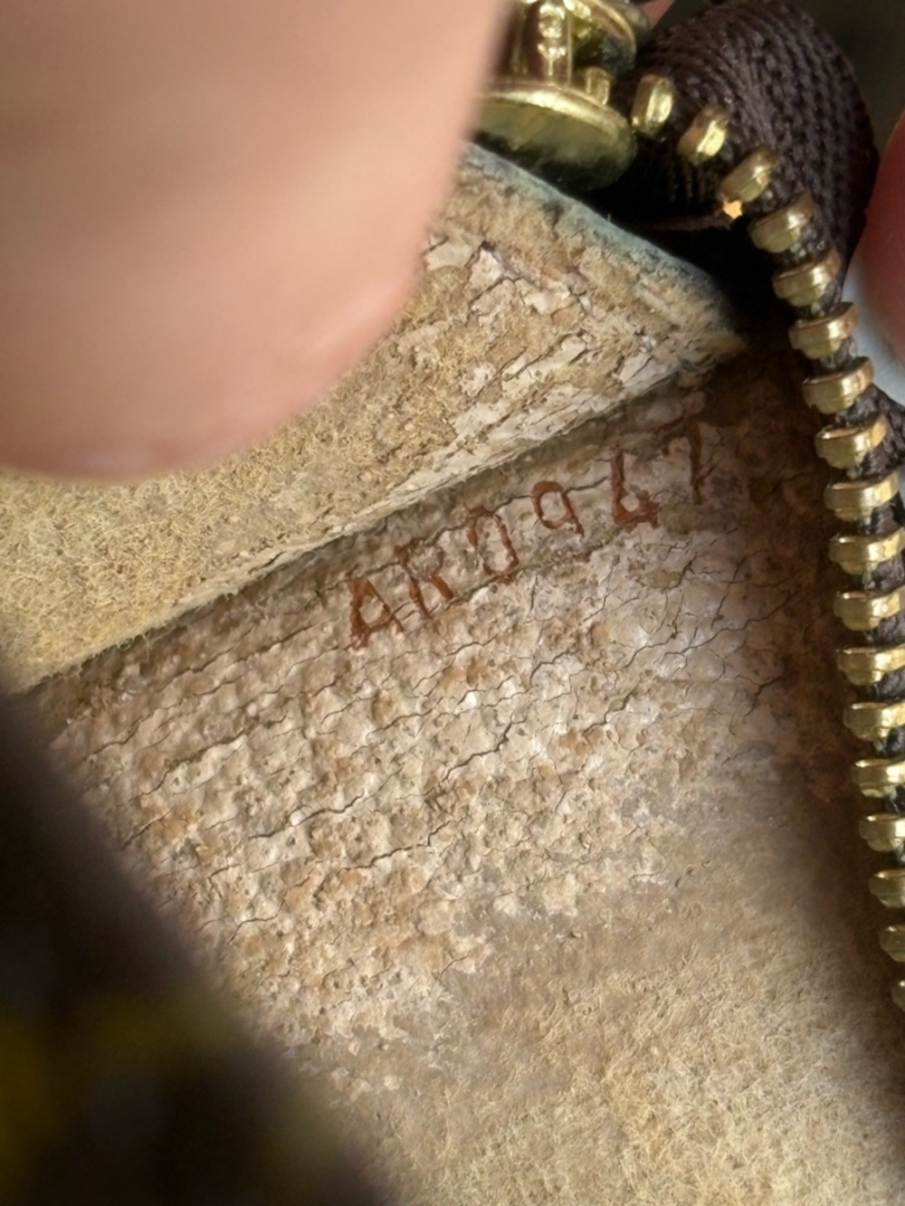 Auth LOUIS VUITTON Monogram Bucket PM Accessory Pouch - Picture 5 of 12